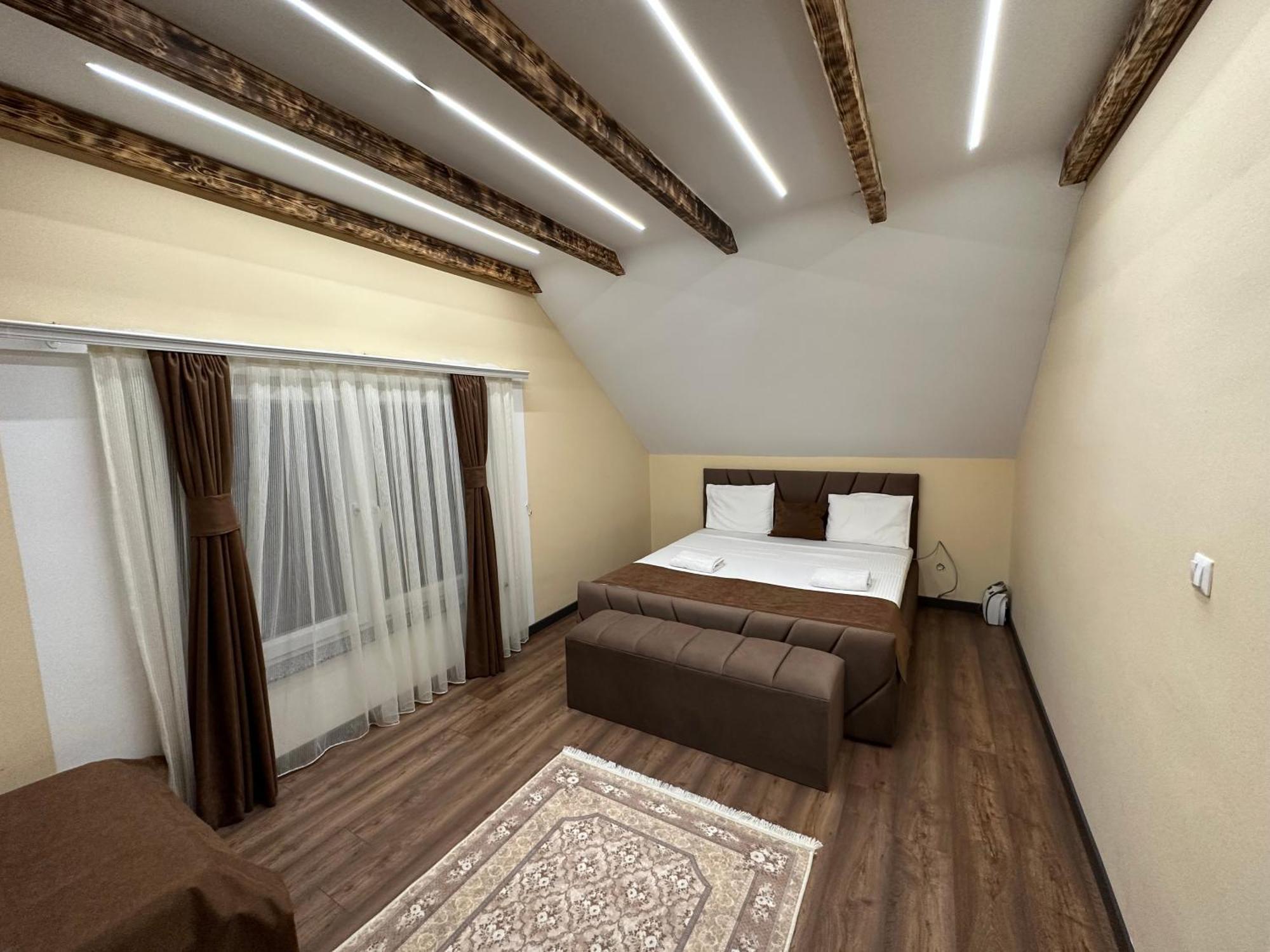 Hotel Panorama Rugove بتش المظهر الخارجي الصورة