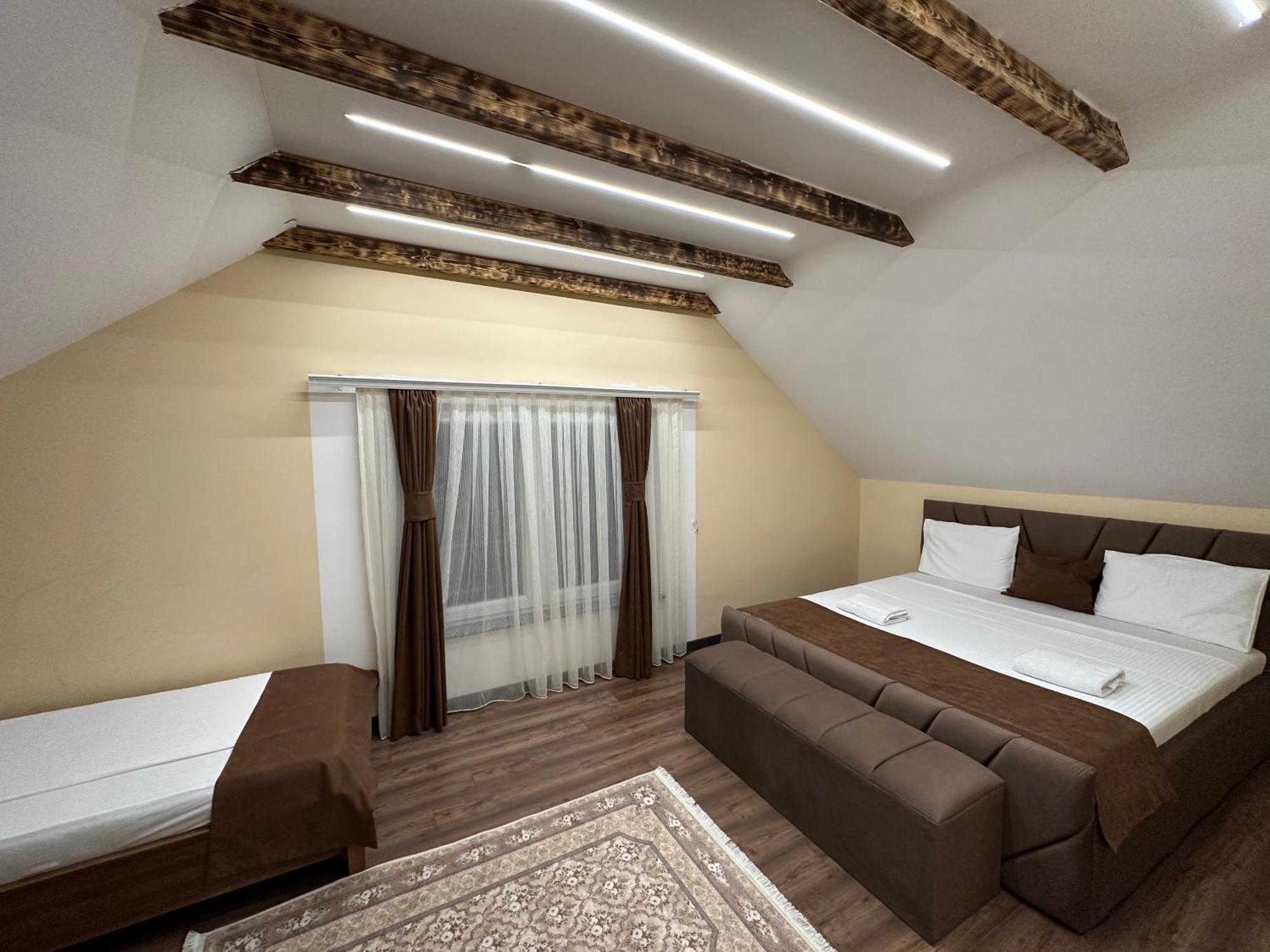 Hotel Panorama Rugove بتش المظهر الخارجي الصورة