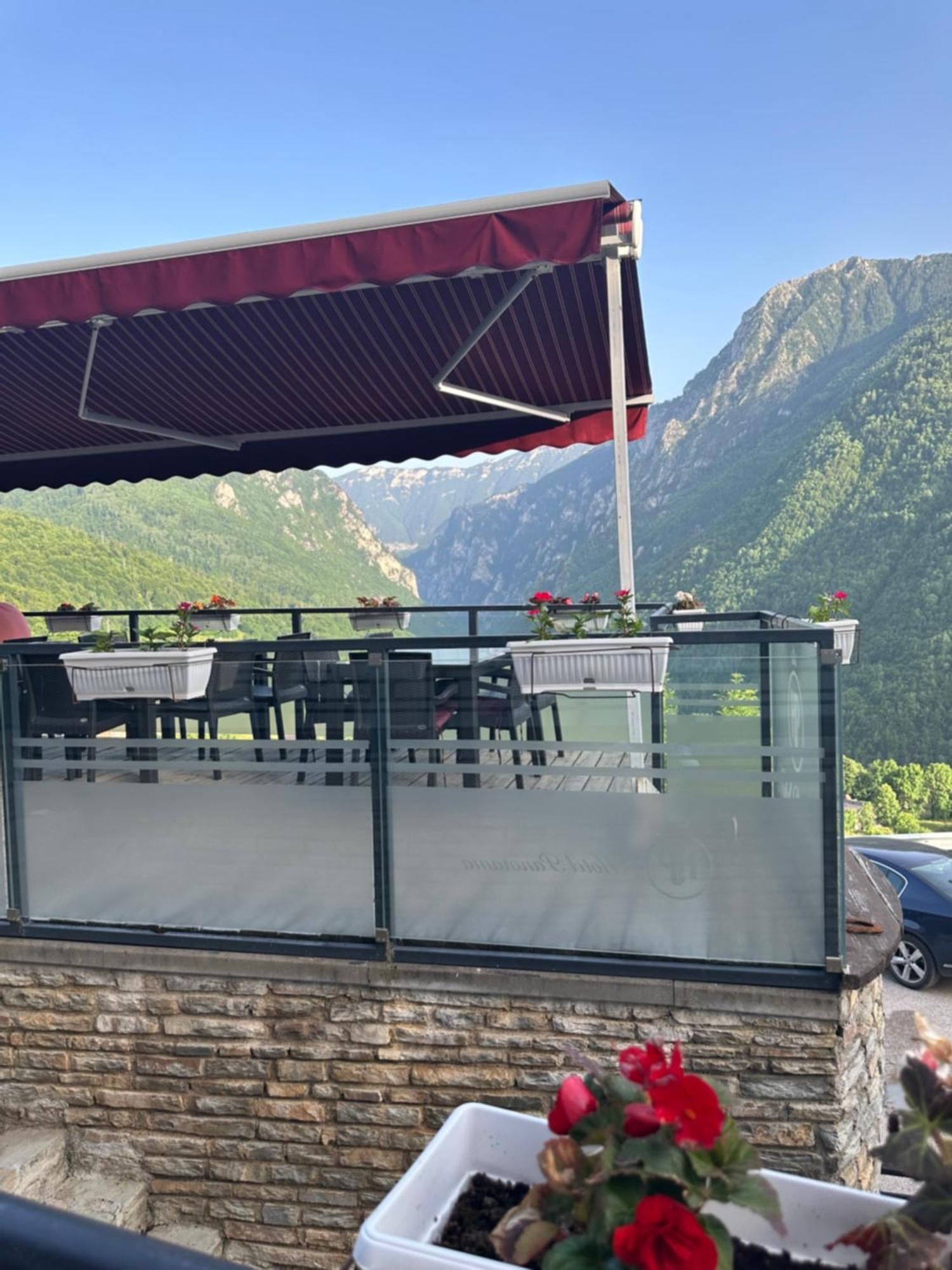 Hotel Panorama Rugove بتش المظهر الخارجي الصورة