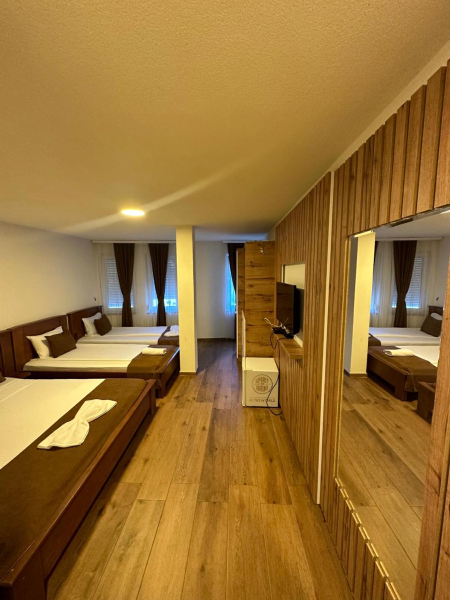 Hotel Panorama Rugove بتش المظهر الخارجي الصورة